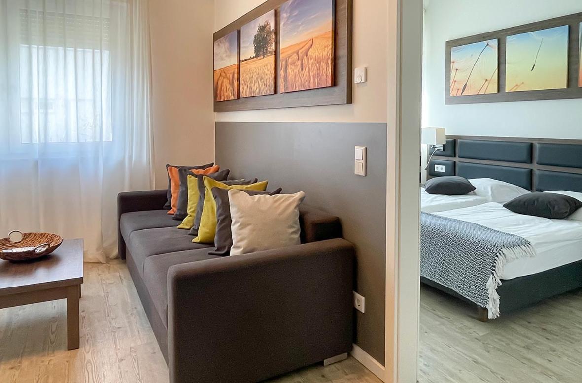 Prima Inn Ferienwohnungen Seetor Residenz Neuruppin Exteriör bild