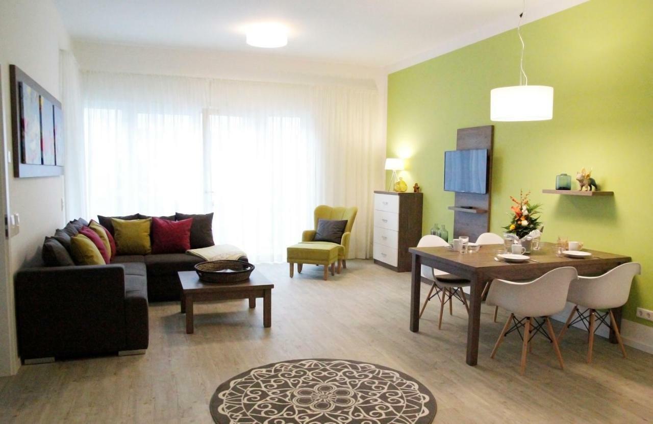 Prima Inn Ferienwohnungen Seetor Residenz Neuruppin Exteriör bild